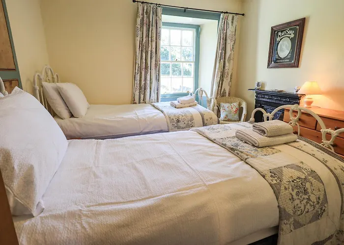 Ellis Howe * Coniston